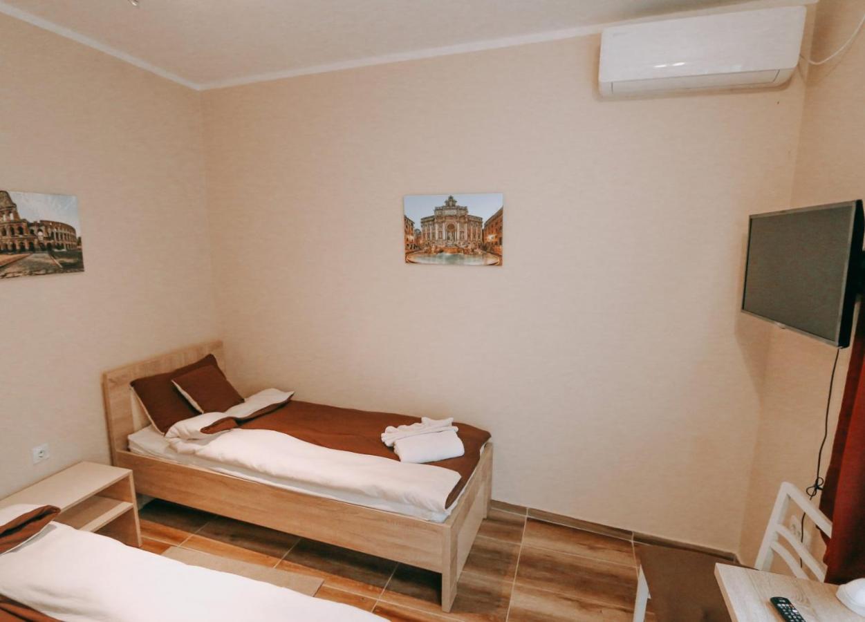 Vila Evropa Daire Sombor Dış mekan fotoğraf