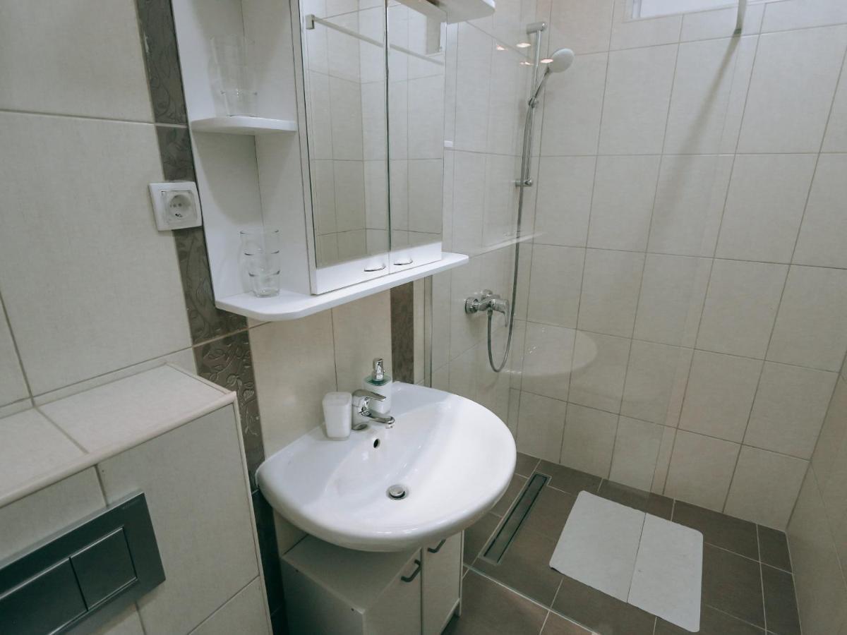 Vila Evropa Daire Sombor Dış mekan fotoğraf